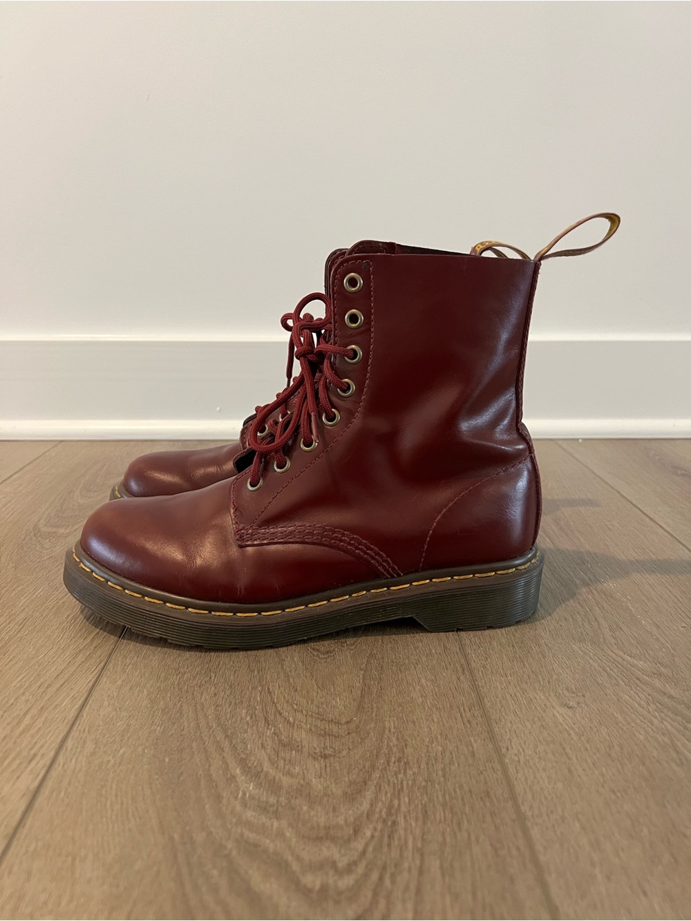 Women’s Dr Martens Pascal Cherry Red Lace-Up Leather Combat Boots US 8 / UK 6 - Picture 4 of 16